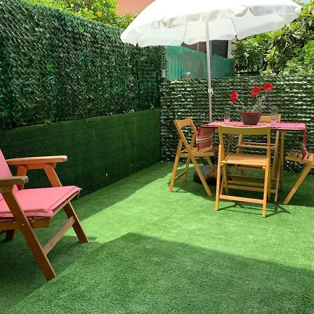 Scarlett 22 - Intero Appartamento, Centro Citta, Free Wifi * קרבוניה